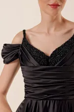 İp Askılı Düşük Kollu Taş Detaylı Önü Drapeli Astarlı Uzun Saten Abiye Elbise