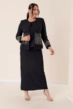 Costume BB trois pièces importé, doublé de crêpe et orné de perles