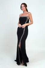 Robe longue en crêpe à doublure ornée de pierres et drapée sur le devant