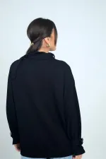 Gilet en tissu Osyho pour femme, avec fermeture éclair sur le devant, poche cargo et détail de boucle.