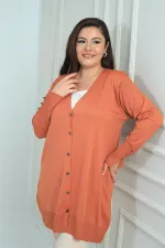 Kadın Kolları Düğme Detaylı Soğuk İplik Büyük Beden Uzun Hırka