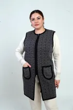 Women's Plus Size Long Knit Vest with Zippered Front and Pocket Pattern