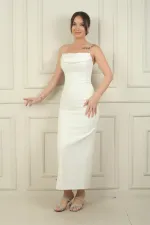 Kadın Parlak İp Askılı Yakası Saten Krep Elbise