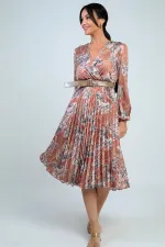 Kruvaze Yaka Astarlı Beli Kemerli Leopar Desen Pileli Saten Elbise