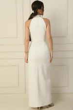 Taş Detaylı Önü Yırtmaçlı Uzun Elbise