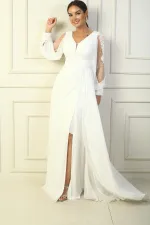 Robe longue en mousseline de soie, col en V, drapée sur le devant, doublée, manches détaillées en tulle guipure, taille large