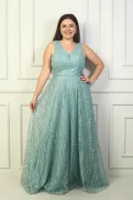 Robe de soirée longue grande taille pour femme, à bretelles larges, doublée et ornée de tulle.