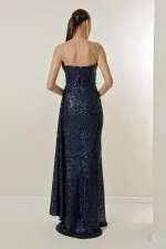 Robe longue à sequins avec bretelles en corde, drapée sur le devant, doublée et fendue