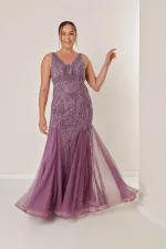 Robe longue en tulle doublée grande taille, ornée de pierres, décolleté en V devant et dos