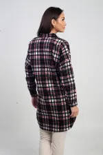 Chemise longue à carreaux pour femme avec fentes latérales