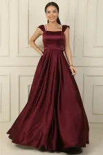 Askılı Taş Detaylı Kare Yaka Astarlı Uzun Saten Elbise