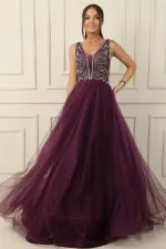 Taş Ve Boncuk İşlemeli Astarlı Uzun Tül Elbise