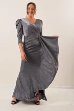 Robe longue grande taille Truvakar avec manches à volants sur le devant, doublée et pailletée.