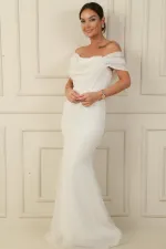 Degaje Yaka Düşük Kollu Balenli Boncuk İşlemeli Pullu Dantel Uzun Abiye Elbise