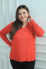 Chemisier grande taille à rayures et imprimé pierre sur le devant, col en V, en maille côtelée à fil froid.