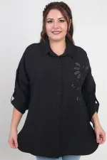 Chemise grande taille pour femme avec fentes latérales, applications florales et manches repliées