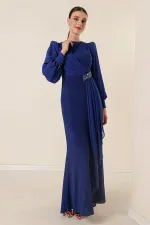 Beli Taş Aksesuarlı Likralı Şifon Detaylı Astarlı Uzun Simli Geniş Beden Aralıklı Elbise