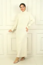 Robe en maille à col rond et manches longues zippée