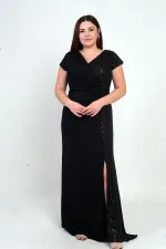 Robe longue en mousseline de soie grande taille, doublée, à double boutonnage et ornée de perles sur les côtés