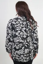 Chemise fleurie grande taille pour femme avec manches repliées