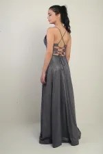 Robe de soirée longue à bretelles, doublée et pailletée