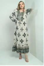 Robe longue hijab pour femme avec motif ethnique et décolleté