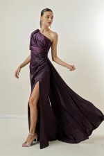 Tek Kollu Önü Drapeli Astarlı Saten Uzun Elbise