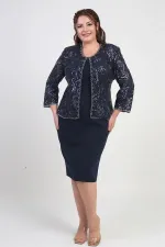 Ensemble 2 pièces pour femme, comprenant une veste en tulle ornée de sequins et de perles, une robe courte à manches demi-lune en crêpe doublée et un pantalon grande taille.