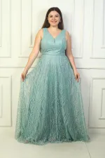 Robe de soirée longue grande taille pour femme, à bretelles larges, doublée et ornée de tulle.