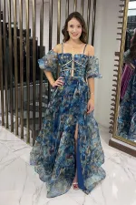 Kadın İnce Askılı Düşük Kollu Astarlı Önü Biye Detaylı Çiçekli Organze Uzun Elbise