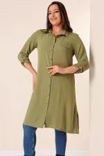 Tunique longue Ayrobin grande taille boutonnée sur le devant, manches trois-quarts, détails perles