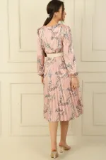 Kruvaze Yaka Astarlı Beli Kemerli Leopar Desen Pileli Saten Elbise