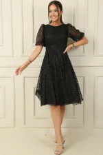 Robe de soirée courte à manches demi-ballon doublée et imprimé floqué