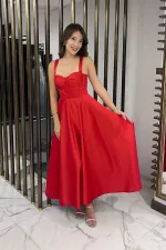 Kadın Askılı Sırtı İpli Korsajlı Saten Kloş Midi Elbise