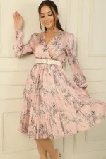 Kruvaze Yaka Astarlı Beli Kemerli Leopar Desen Pileli Saten Elbise