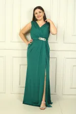 Kadın V Yaka Beli Tokalı Drapeli Astarlı Önü Yırtmaçlı Likralı Sandy Büyük Beden Uzun Elbise