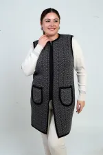 Women's Plus Size Long Knit Vest with Zippered Front and Pocket Pattern