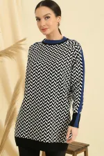 Tunique tricotée à rayures, coupe décontractée, col et poignets à motifs en zigzag