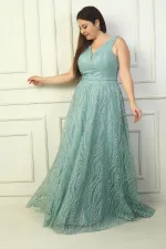 Robe de soirée longue grande taille pour femme, à bretelles larges, doublée et ornée de tulle.