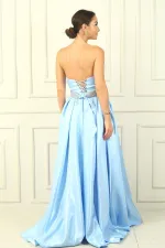 Kadın Straplez Arkadan Bağcıklı Kemeri Taşlı Astarlı Pileli Saten Tam Daire Kloş Elbise