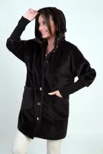 Kadın Kapüşonlu Önü Düğmeli Astarlı Kolları Ribanalı Angora Kaban