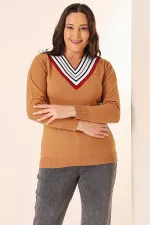 Şeritli V Yaka Büyük Beden Triko Kazak