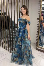 Robe longue en organza floral à fines bretelles et manches basses pour femme, drapée sur le devant, doublée