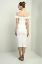 Robe midi doublée à encolure Madonna florale 3D et perles