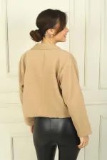 Manteau court en cachemire pour femme avec poches plaquées boutonnées