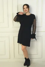 Kadın Yuvarlak Yaka İnci Detaylı Tül Kollu Kısa Elbise