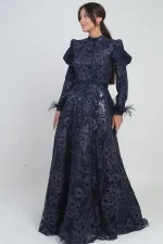 Kadın Kol ucu Tüylü Boncuk Sim Detaylı Astarlı Uzun Elbise