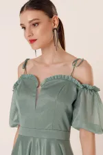 Yakası Piliseli Balon Kollu Astarlı Simli Uzun Elbise