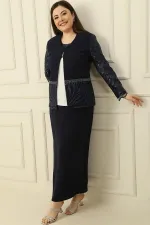 Ensemble trois pièces : chemisier à manches demi-lune, veste et jupe brodées de sequins avec détails de perles, doublé, grandes tailles.