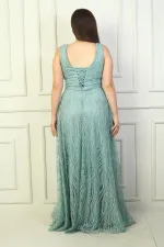 Robe de soirée longue grande taille pour femme, à bretelles larges, doublée et ornée de tulle.